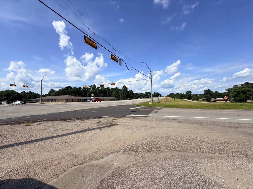 915 E Gibson Street Jasper, TX 75951