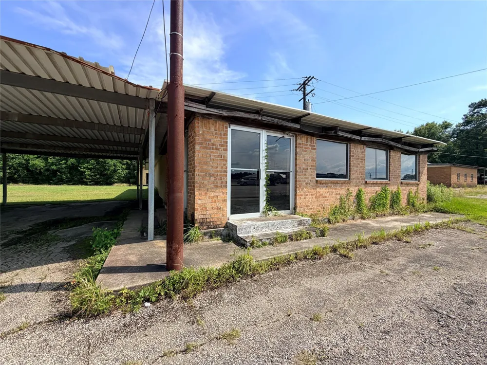 915 E Gibson Street Jasper, TX 75951