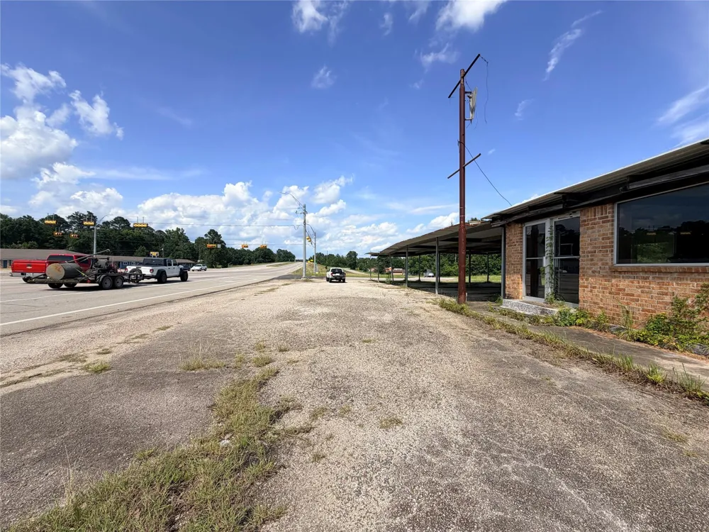 915 E Gibson Street Jasper, TX 75951