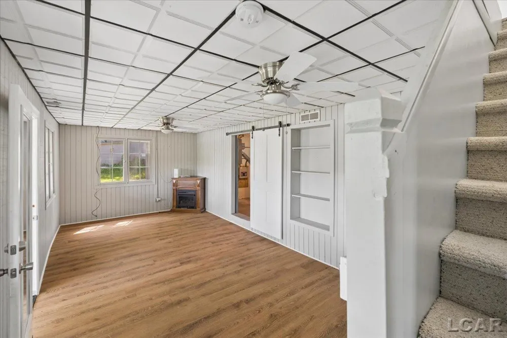 1400 Lakeview Drive Manchester Township, MI 49287