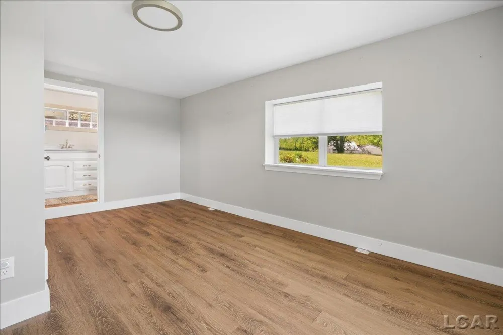 1400 Lakeview Drive Manchester Township, MI 49287