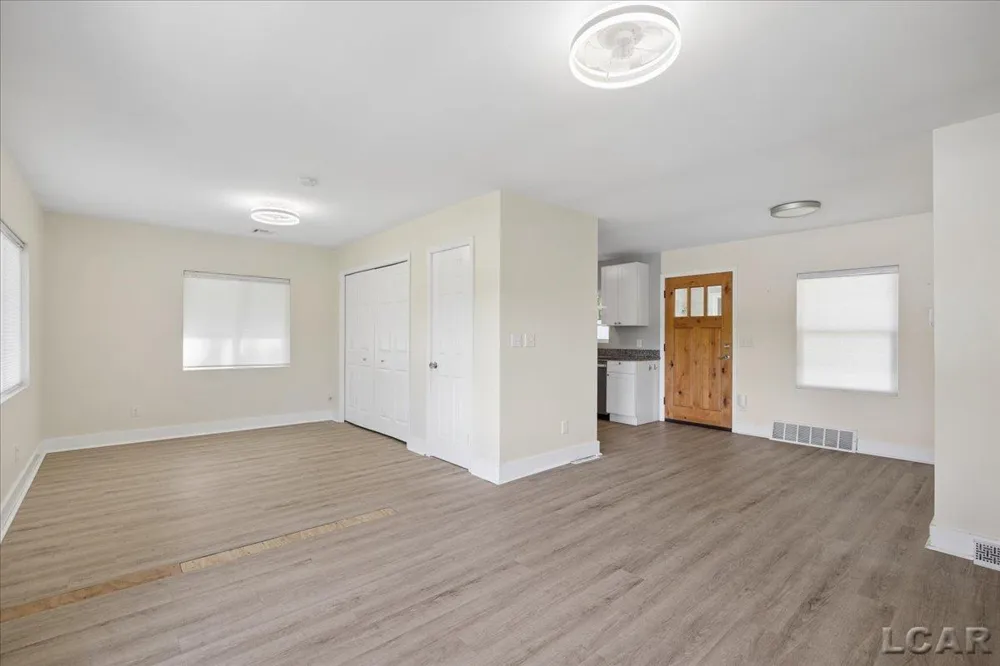 1400 Lakeview Drive Manchester Township, MI 49287