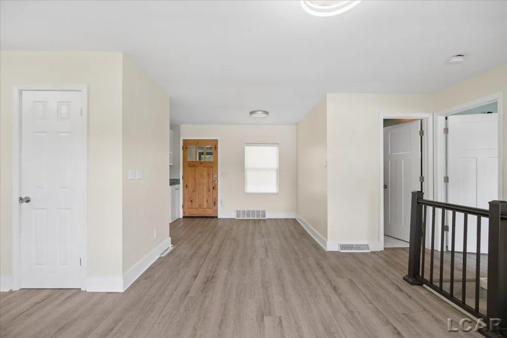 1400 Lakeview Drive Manchester Township, MI 49287