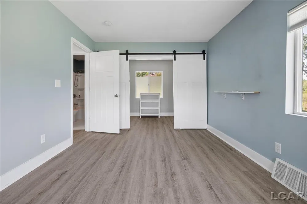 1400 Lakeview Drive Manchester Township, MI 49287
