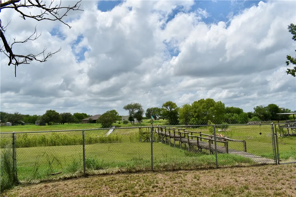 25051 Lakeshore Drive Mathis, TX 78368