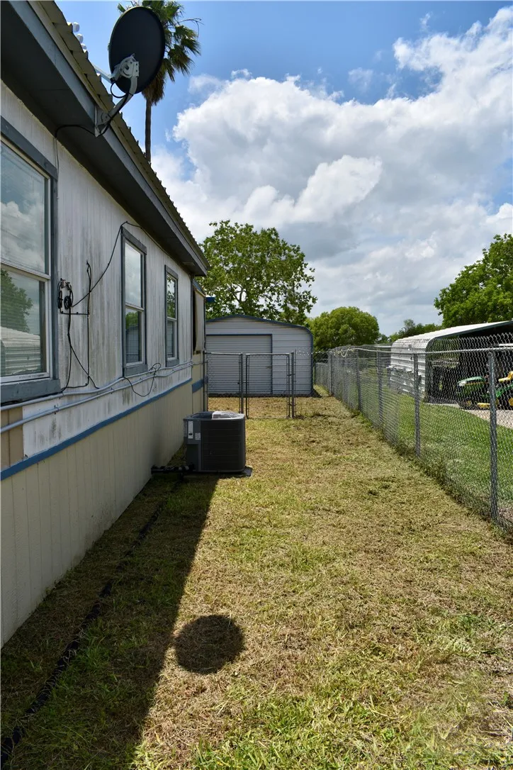 25051 Lakeshore Drive Mathis, TX 78368