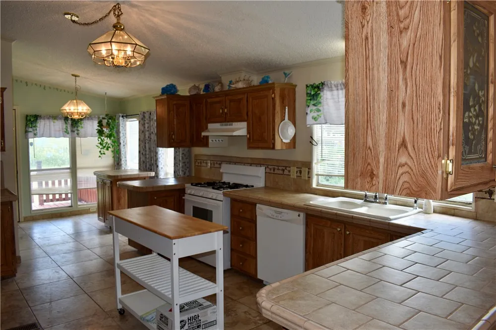 25051 Lakeshore Drive Mathis, TX 78368
