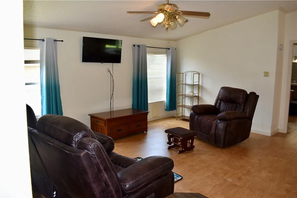 25051 Lakeshore Drive Mathis, TX 78368