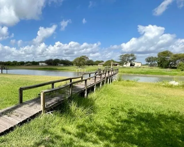 25051 Lakeshore Drive Mathis, TX 78368