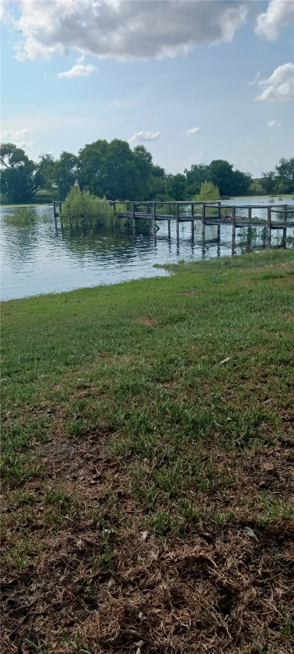 25051 Lakeshore Drive Mathis, TX 78368