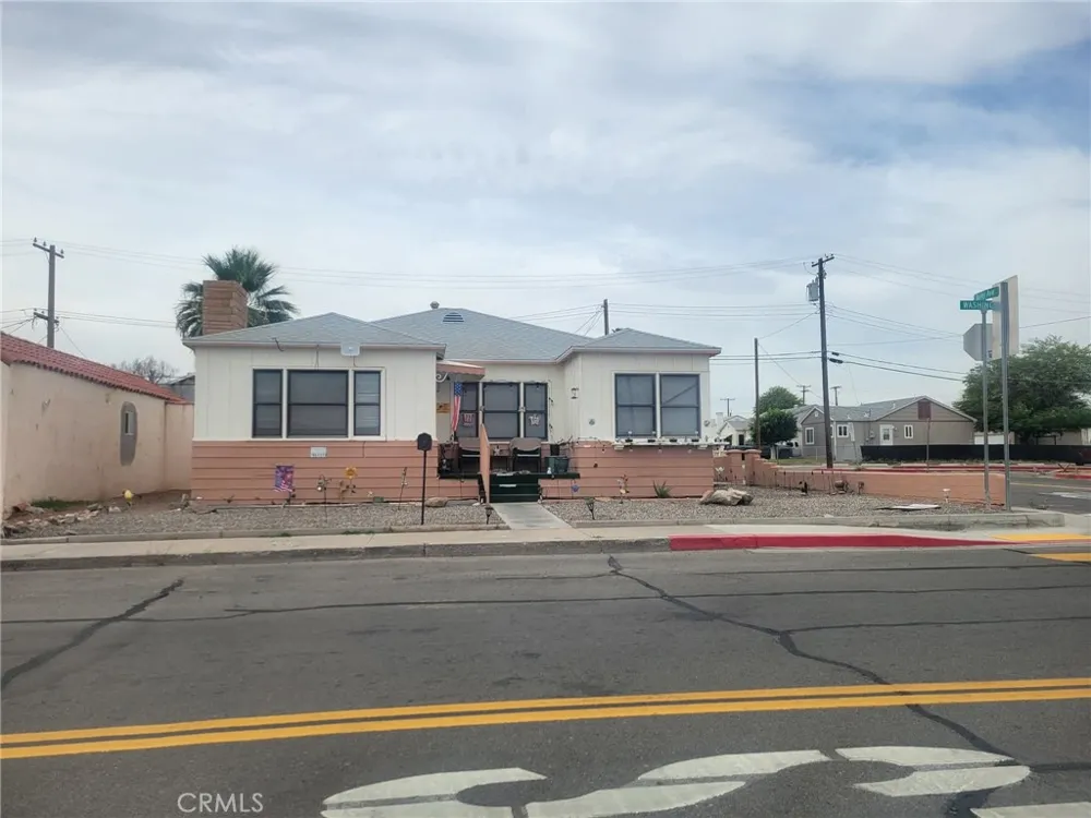 1719 Wasington Street Needles, CA 92363