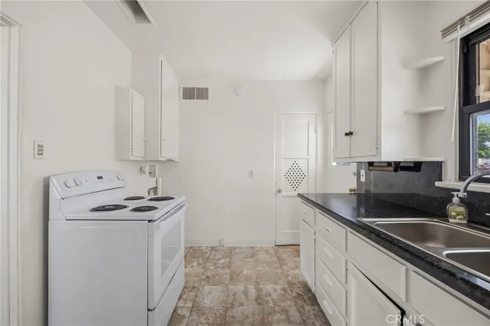 1719 Wasington Street Needles, CA 92363