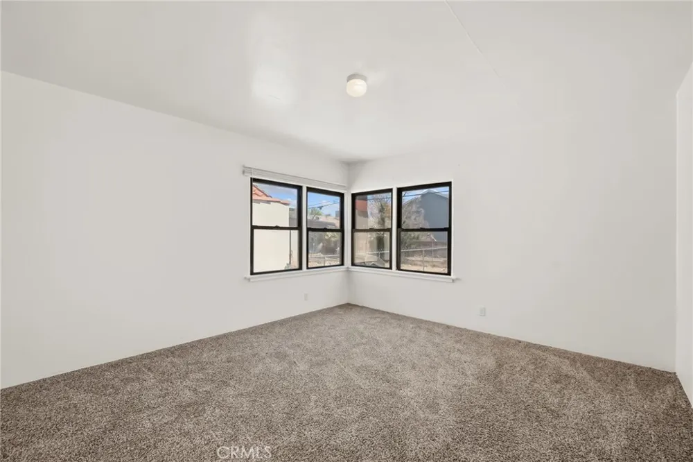 1719 Wasington Street Needles, CA 92363