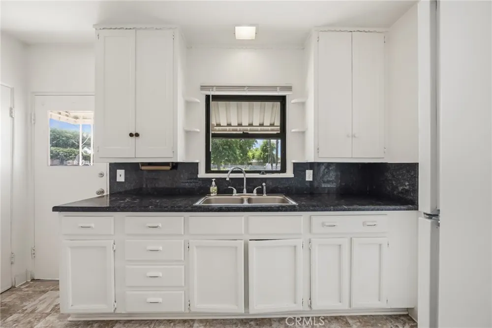 1719 Wasington Street Needles, CA 92363