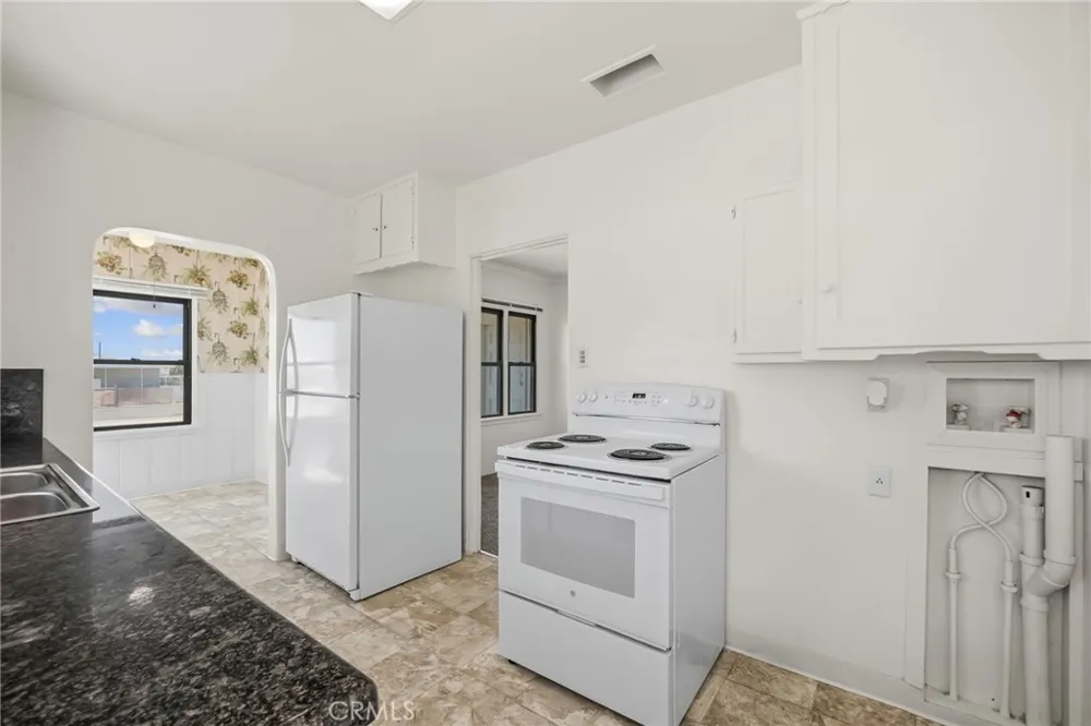 1719 Wasington Street Needles, CA 92363