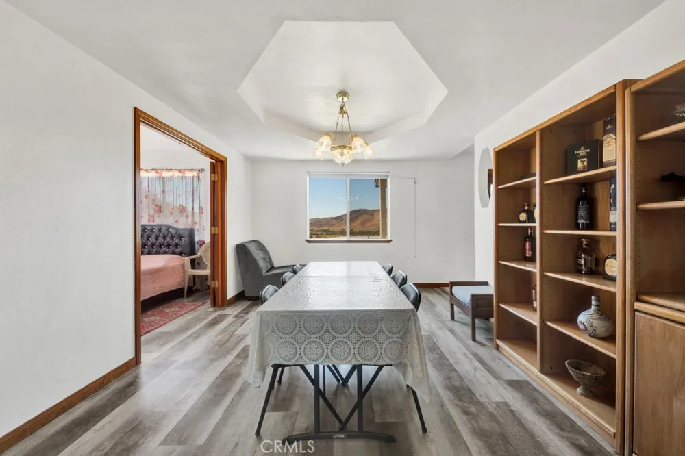 42804 Barnstead Drive Lake Hughes, CA 93532