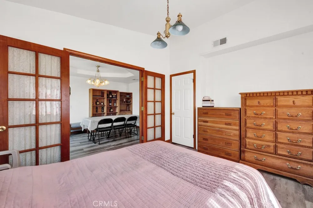 42804 Barnstead Drive Lake Hughes, CA 93532