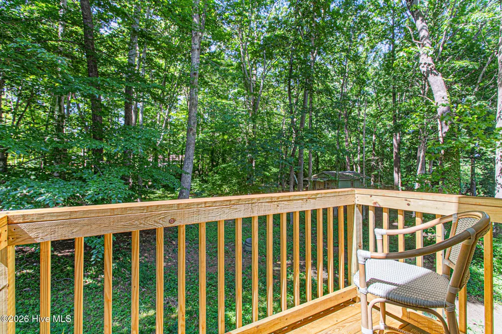 1832 Travis Lane Burlington, NC 27217