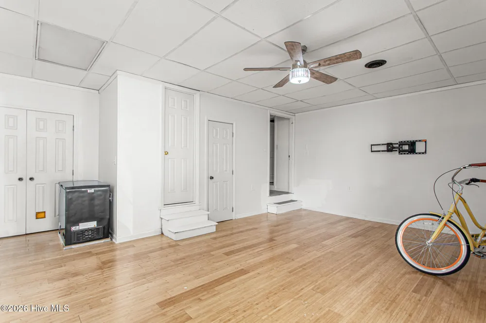 1832 Travis Lane Burlington, NC 27217