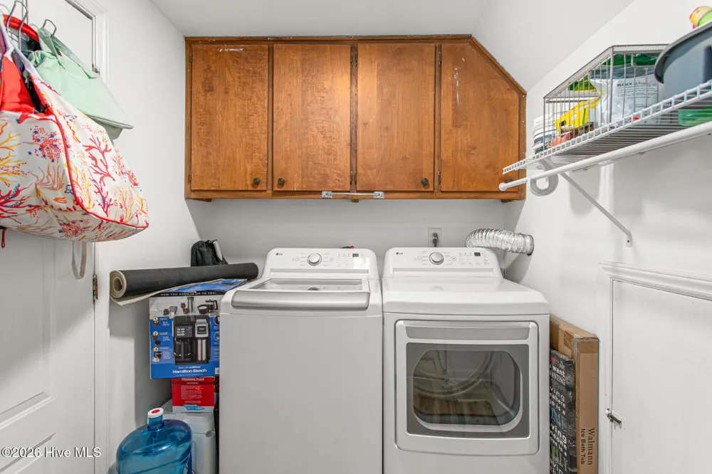 1832 Travis Lane Burlington, NC 27217