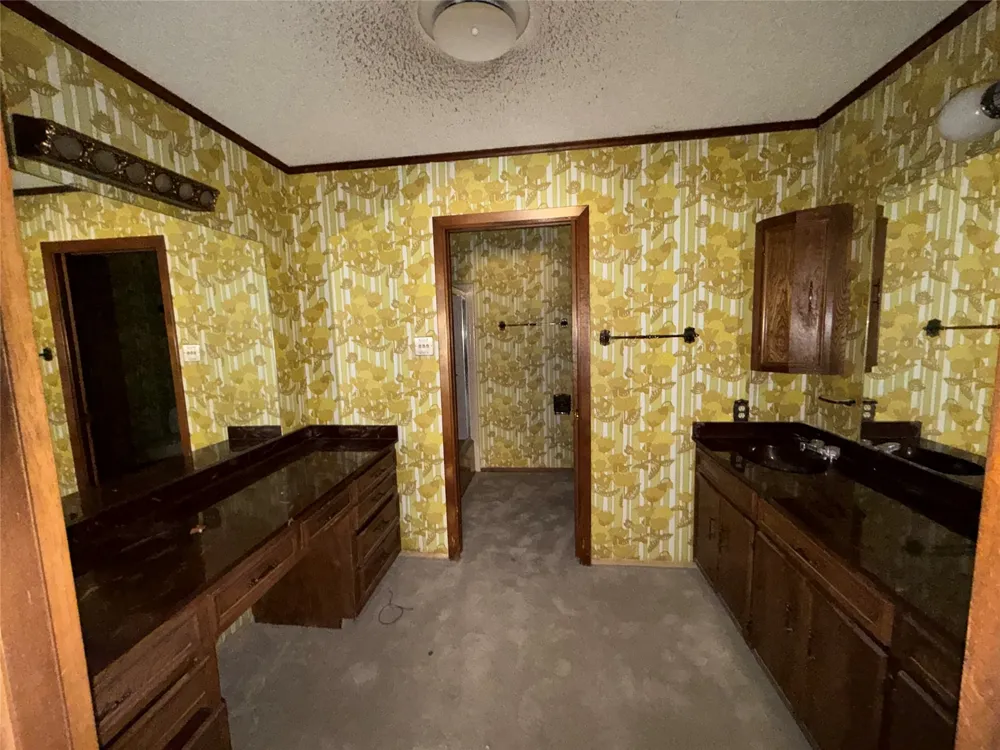 803 Val Verde Place Marlin, TX 76661