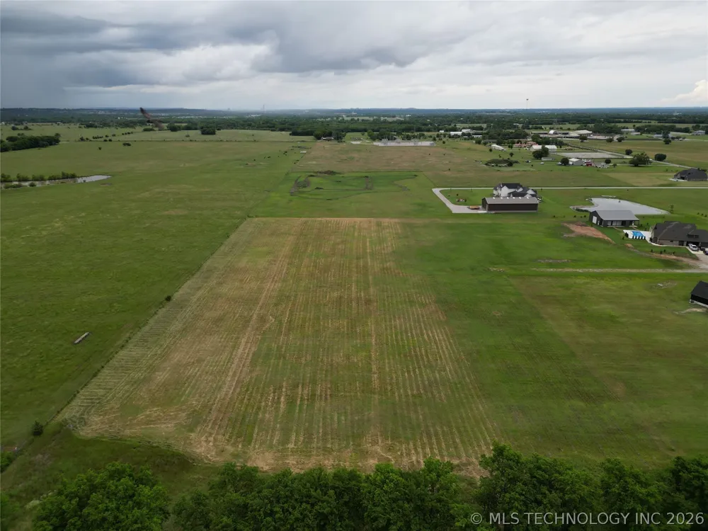 2 S Yale Avenue Bixby, OK 74008