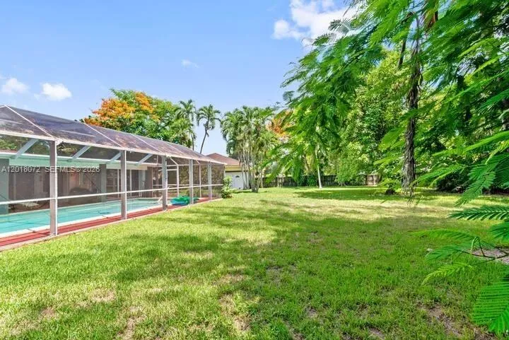 13325 SW 84th Ave Pinecrest, FL 33156