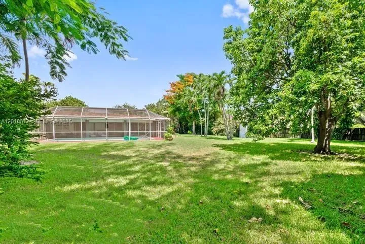 13325 SW 84th Ave Pinecrest, FL 33156