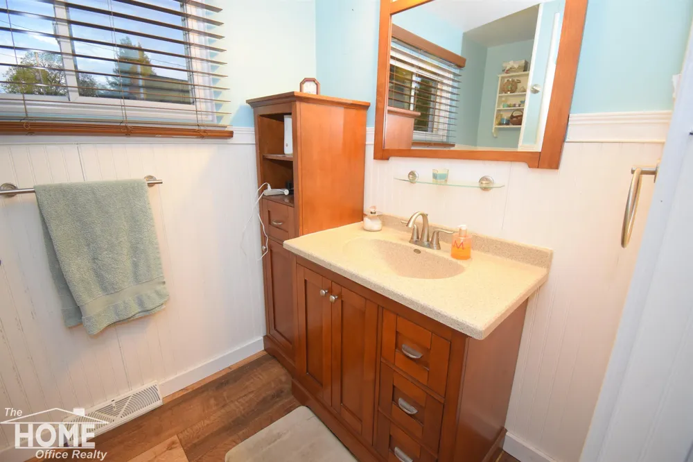 1910 Lake Court Bennington Township, MI 48867