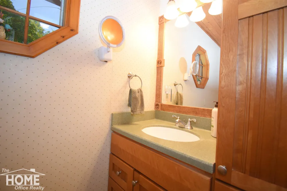 1910 Lake Court Bennington Township, MI 48867