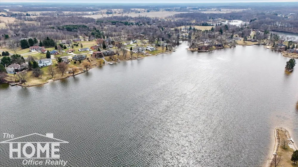 1910 Lake Court Bennington Township, MI 48867