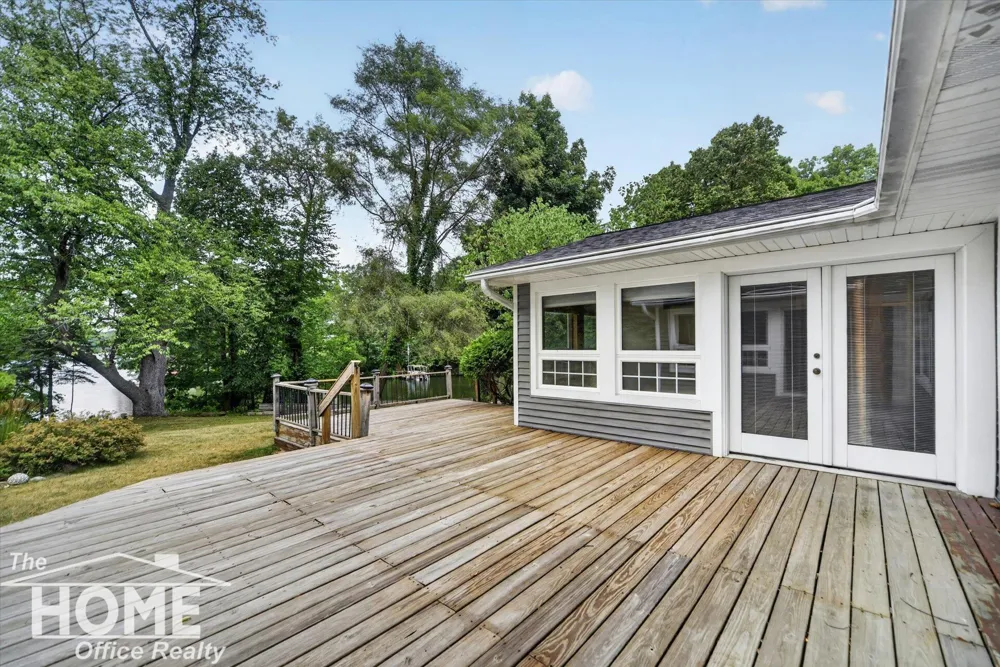 1910 Lake Court Bennington Township, MI 48867