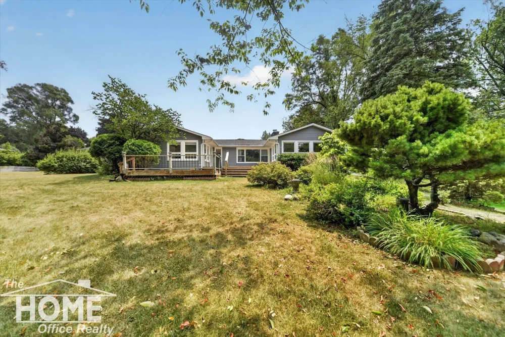 1910 Lake Court Bennington Township, MI 48867