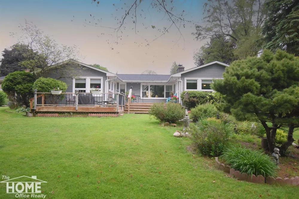 1910 Lake Court Bennington Township, MI 48867