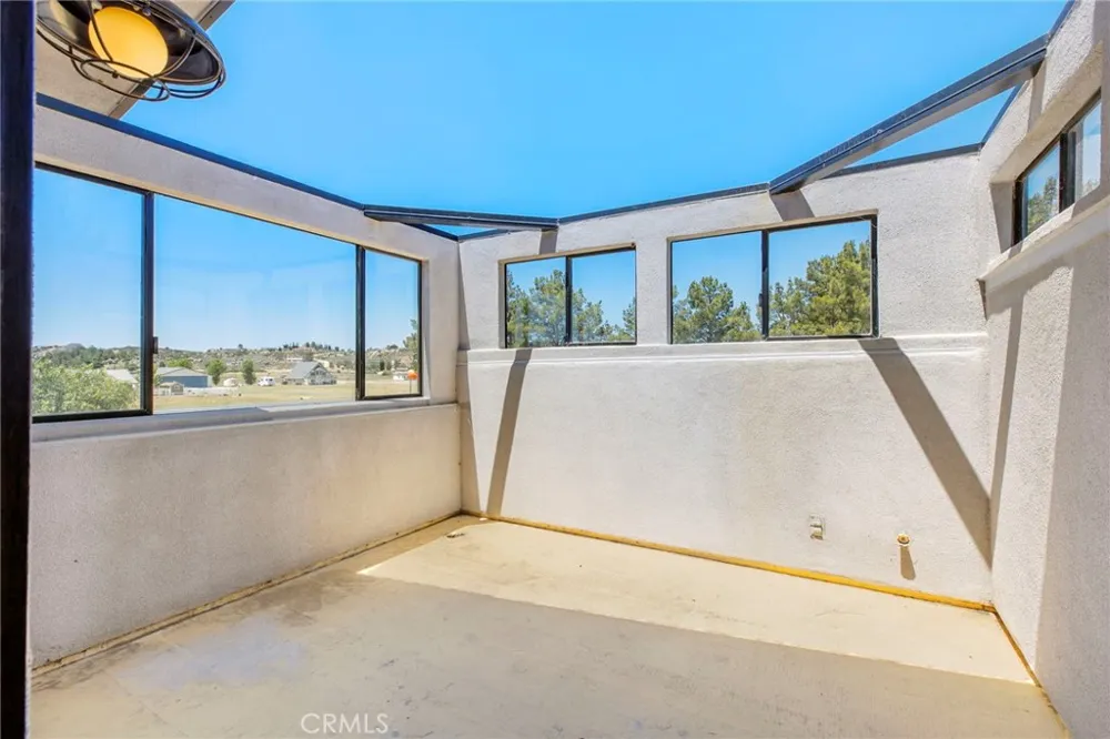 49585 Flightline Way Aguanga, CA 92536