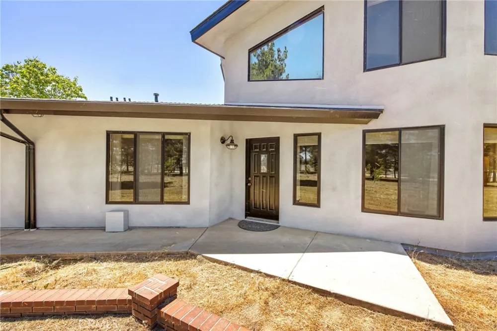 49585 Flightline Way Aguanga, CA 92536