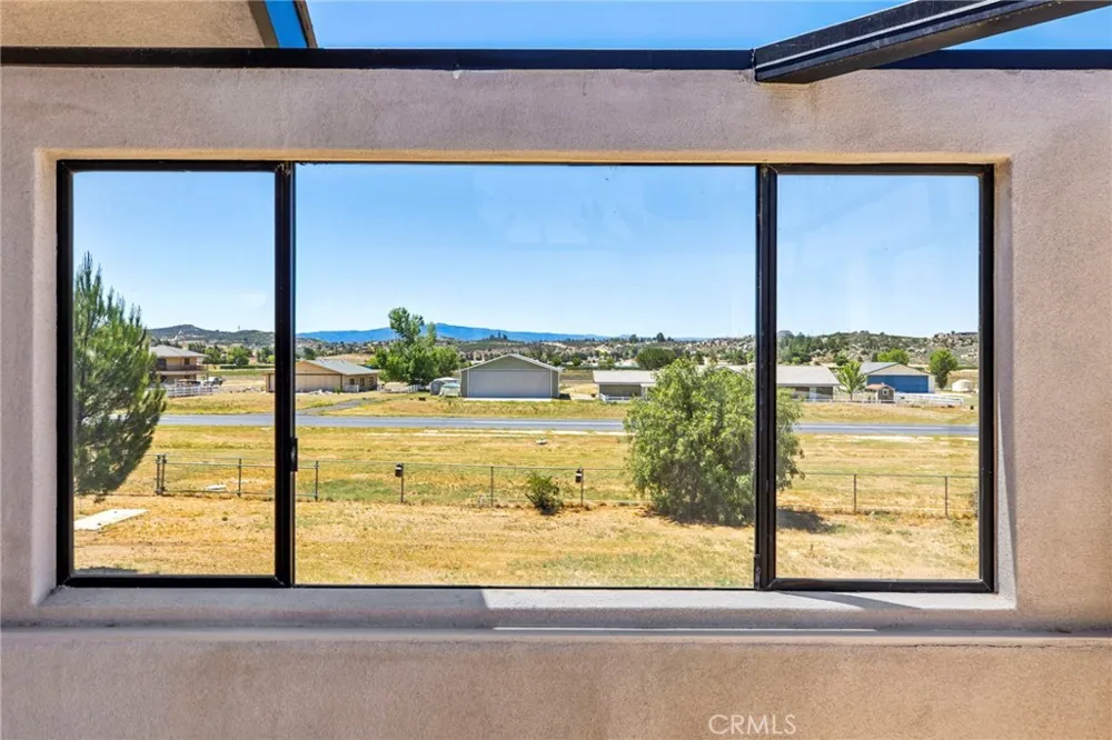 49585 Flightline Way Aguanga, CA 92536