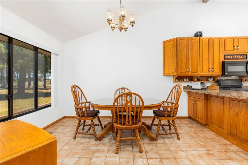 49585 Flightline Way Aguanga, CA 92536