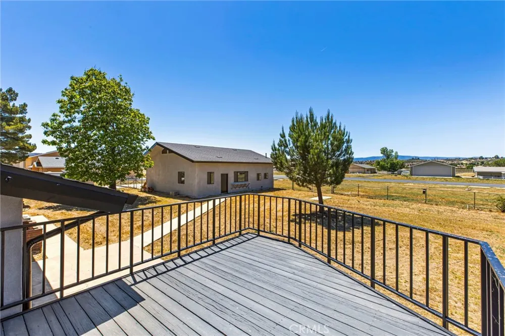 49585 Flightline Way Aguanga, CA 92536