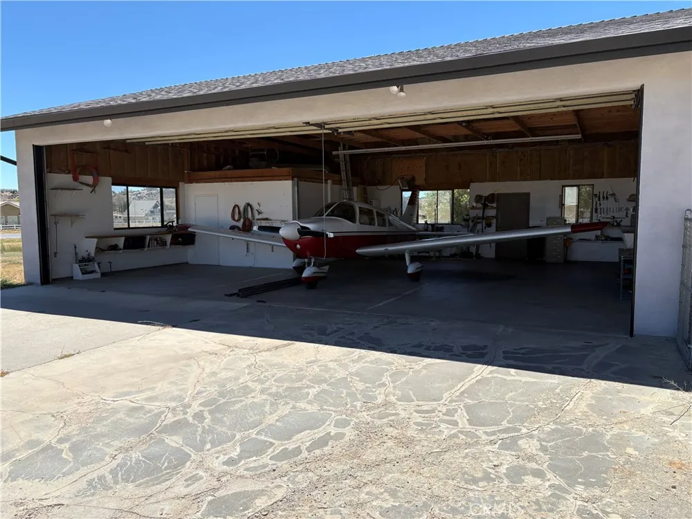 49585 Flightline Way Aguanga, CA 92536