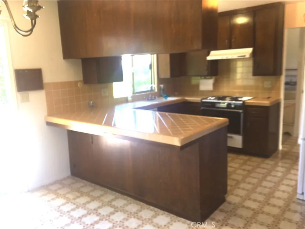 1559 Royal Way San Luis Obispo, CA 93405