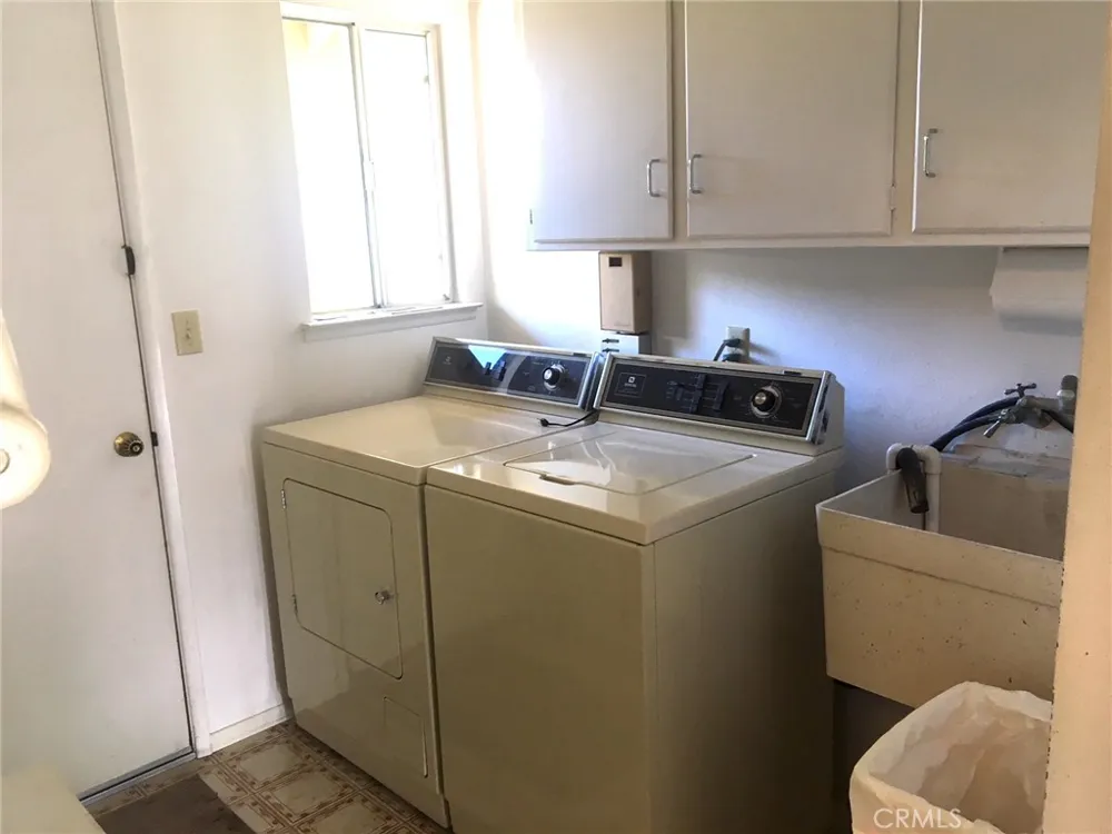 1559 Royal Way San Luis Obispo, CA 93405