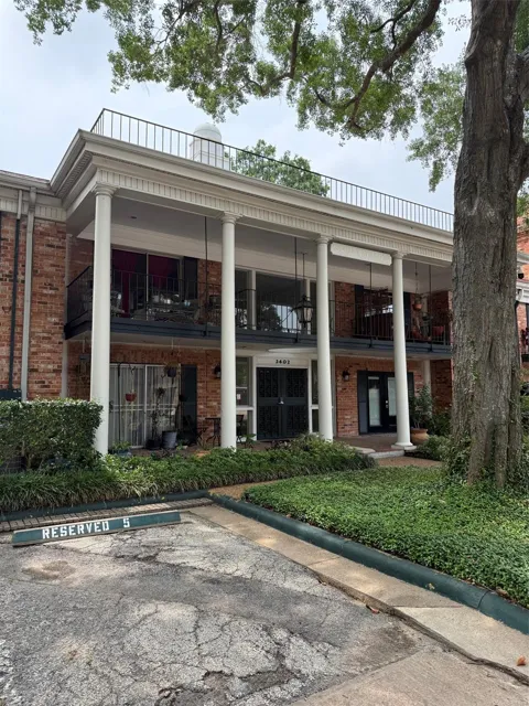 3402 Timmons Lane #8