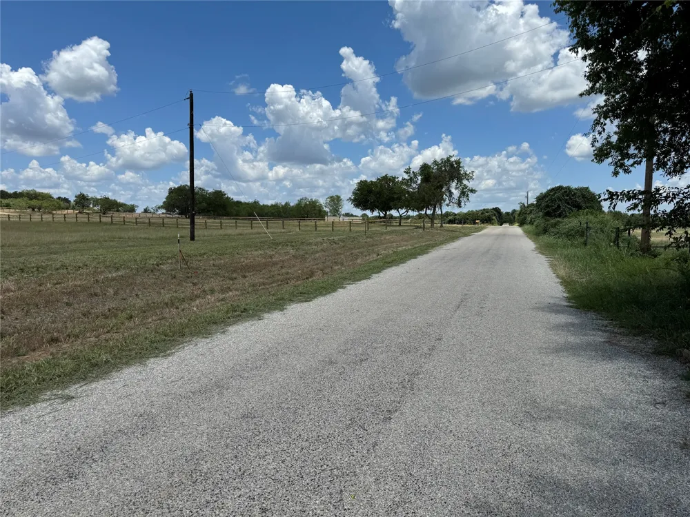 262 County Road 3735 Road Bridgeport, TX 76426