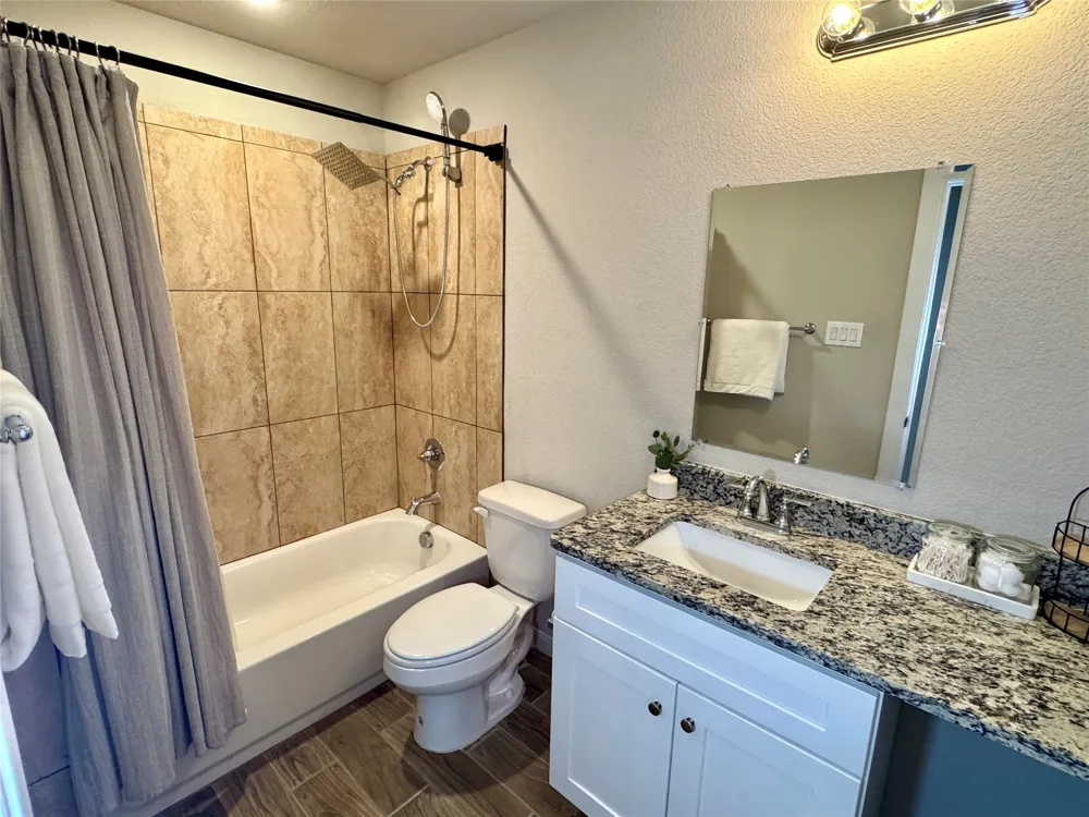 124 Oakwood Street Chico, TX 76431
