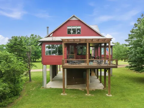 238 Shannon Ln