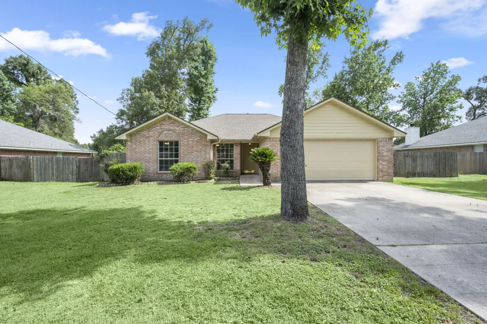 6707 Woodland Oaks Magnolia, TX 77354