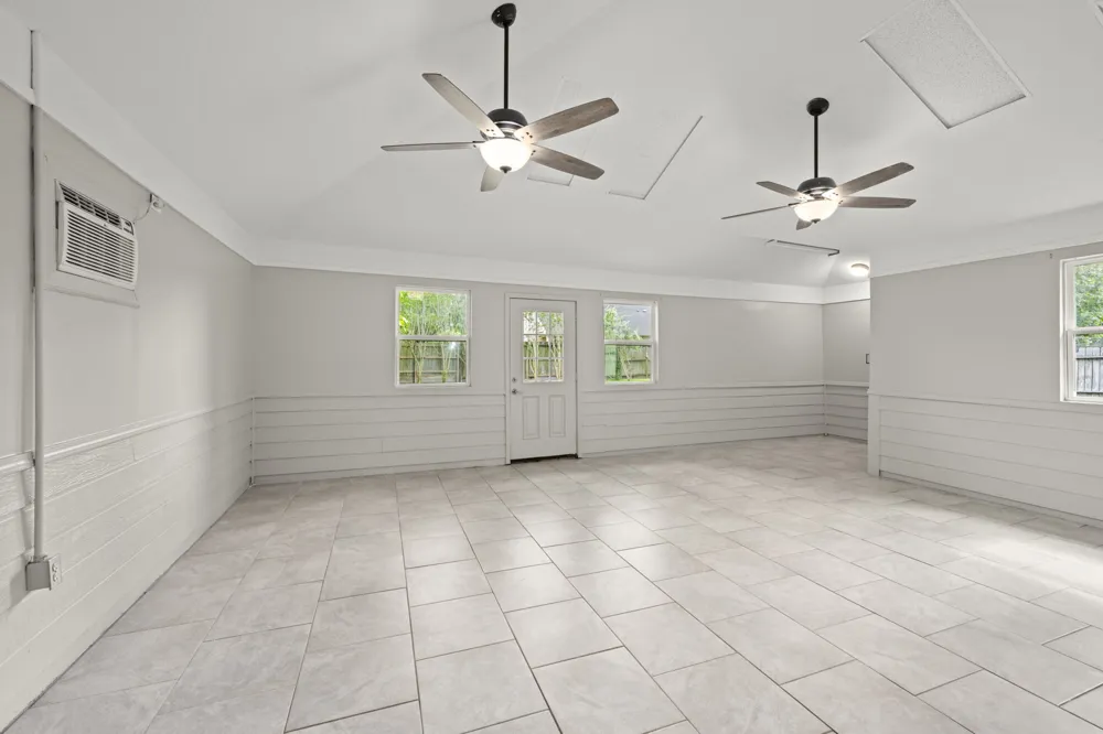 6707 Woodland Oaks Magnolia, TX 77354