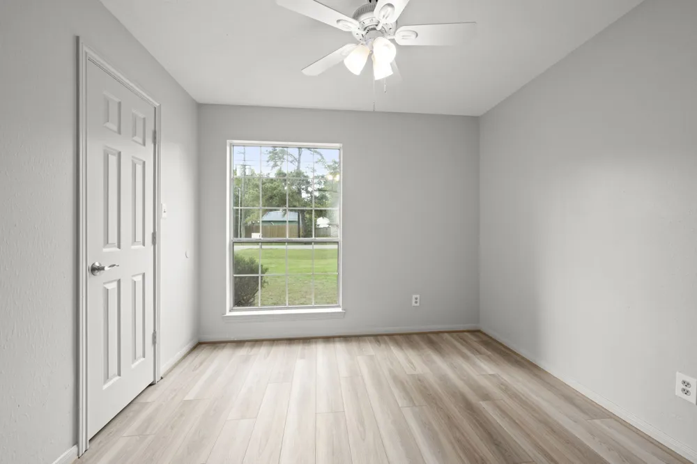6707 Woodland Oaks Magnolia, TX 77354