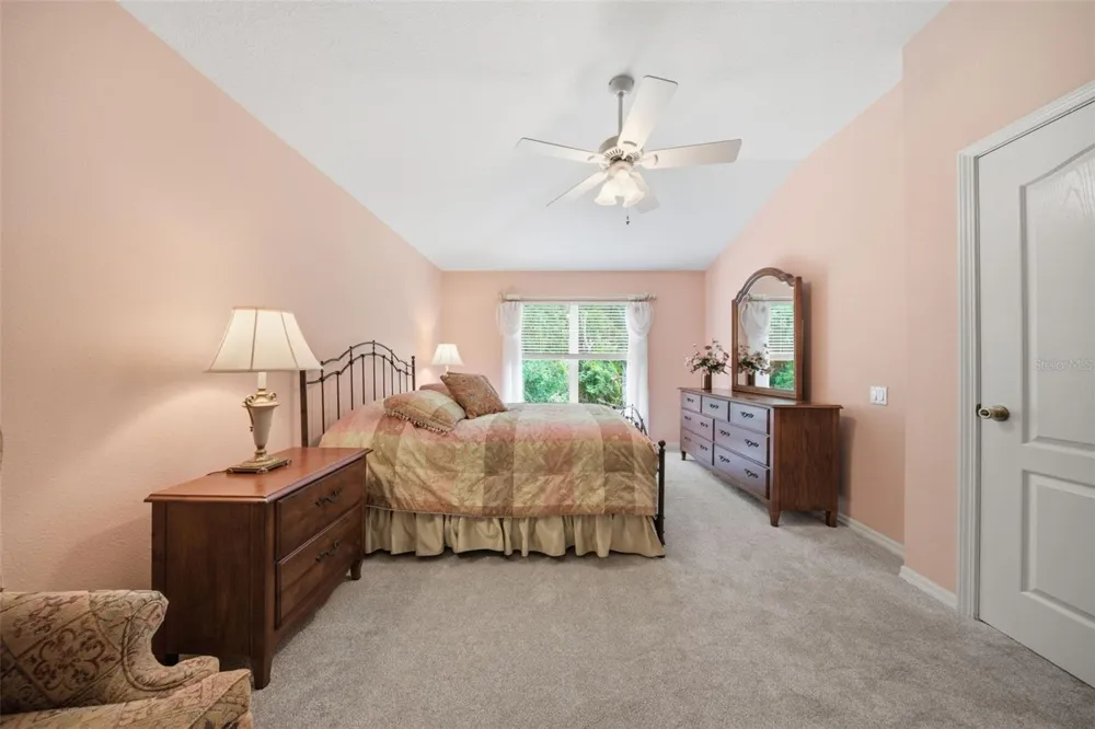 5600 SIR BARTON COURT Wesley Chapel, FL 33544